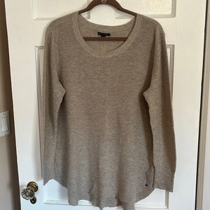 American Eagle XL tan sweater